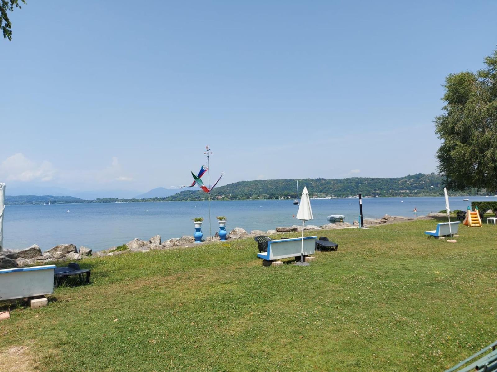 Bnbook Lago Maggiore Studio 2 Dormelletto Bagian luar foto